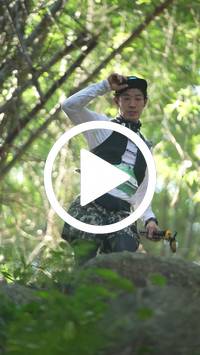 BIB:  <button type="button" onclick="openModal(27926734)" class="btn btn-primary btn-sm float-right" data-toggle="modal" data-target=".modal-high-quality">
                <i class="fa fa-download"></i> Download
                </button>